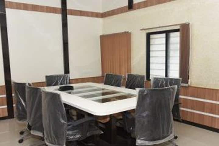 Vishwakarma Global Business School campus in Pune, Maharashtra, India — photo 5