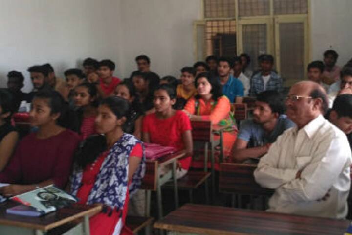 Nishitha Commerce and Science College campus in Nizamabad, Telangana, India — photo 2