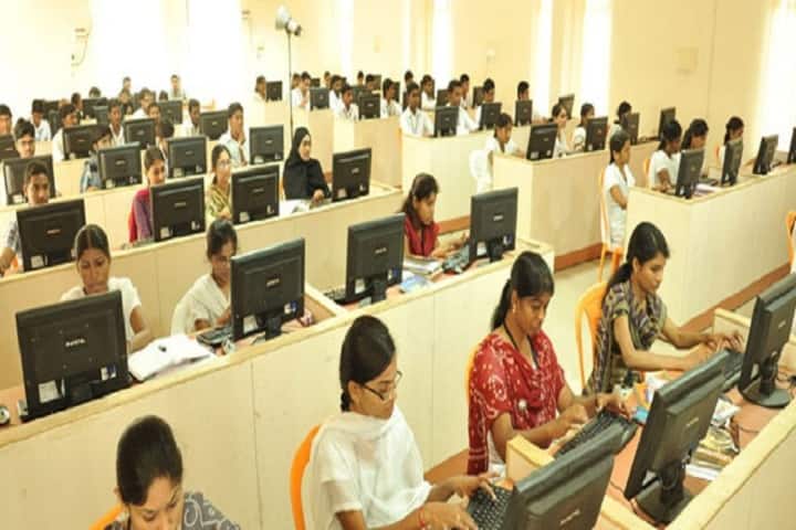 Vaageswari Engineering College campus in Karimnagar, Telangana, India — photo 4