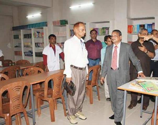 Santushti College of Medical and Higher Studies campus in Varanasi, Uttar Pradesh, India — photo 4