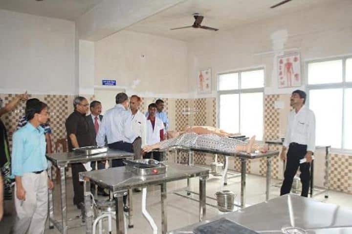 Santushti College of Medical and Higher Studies campus in Varanasi, Uttar Pradesh, India — photo 5