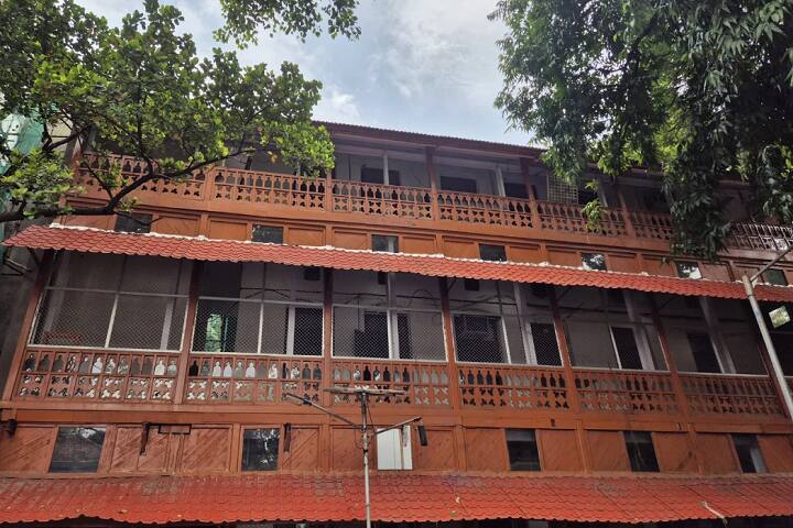 Government Medical College campus in Mumbai, Maharashtra, India — photo 1