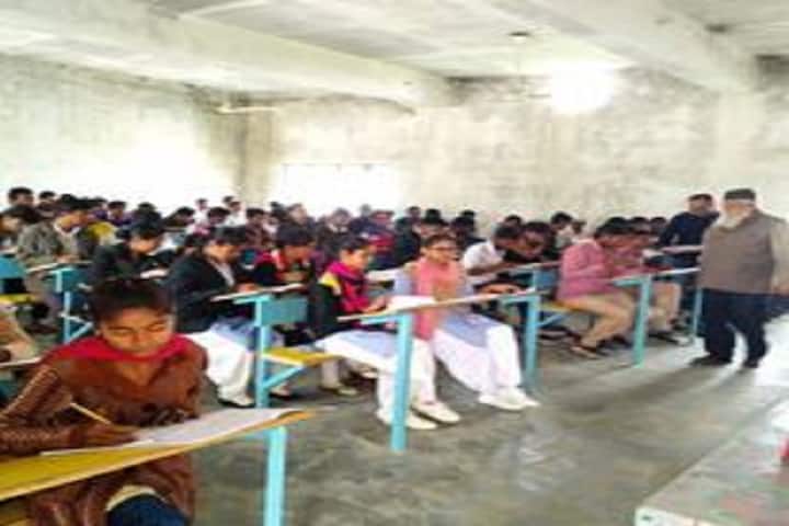 Ram Sajeevan Savitri Devi Degree College campus in Barabanki, Uttar Pradesh, India — photo 4