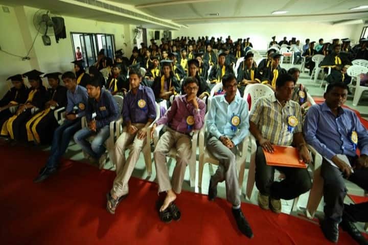 Vaageswari College of Engineering campus in Karimnagar, Telangana, India — photo 2