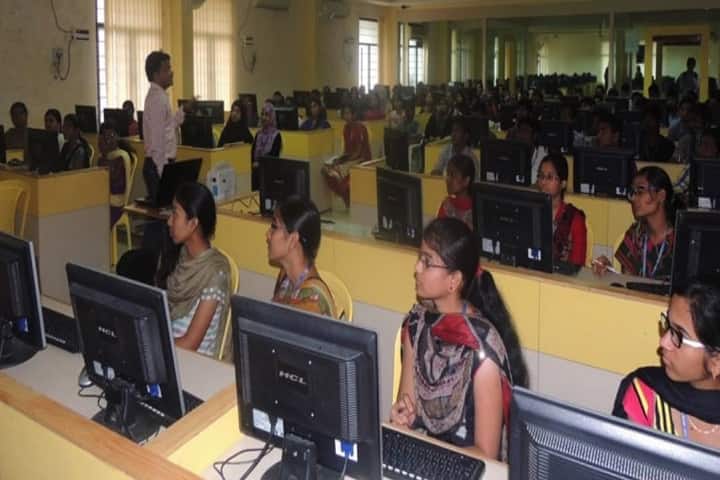 Vaageswari College of Engineering campus in Karimnagar, Telangana, India — photo 4