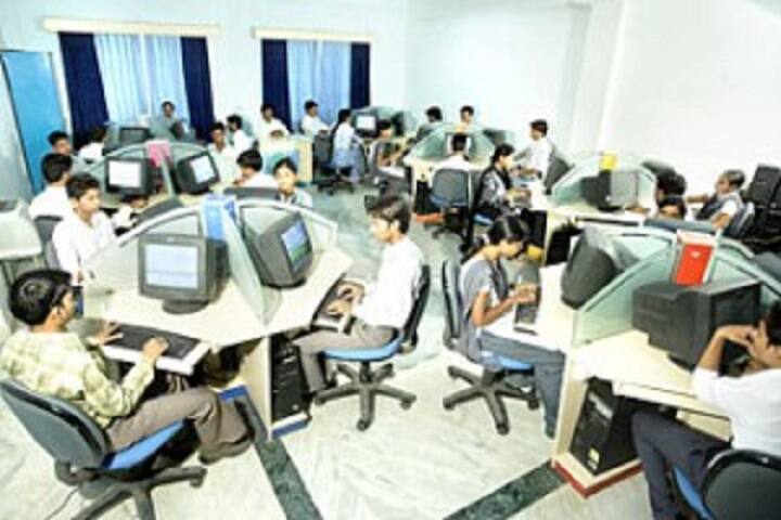 Technocrats Institute of Technology MBA campus in Bhopal, Madhya Pradesh, India — photo 4