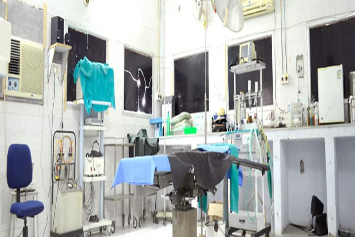 Eram Unani Medical College and Hospital campus in Lucknow, Uttar Pradesh, India — photo 3