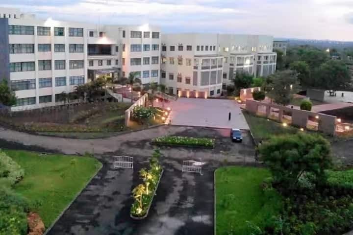 VIMS Ahmednagar campus in Ahmednagar, Maharashtra, India