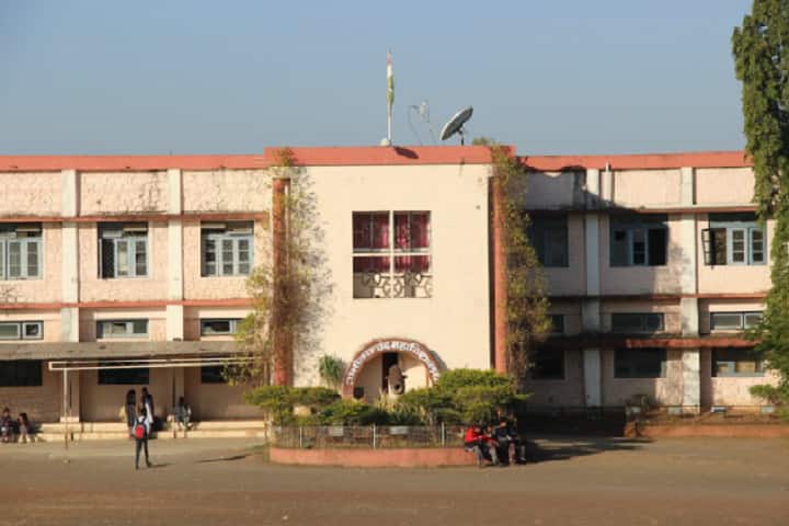 Amolakchand Mahavidyalaya, Yavatmal campus in Yavatmal, Maharashtra, India