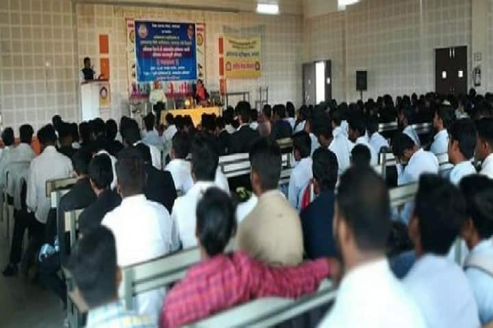 Amolakchand Mahavidyalaya campus in Yavatmal, Maharashtra, India — photo 5