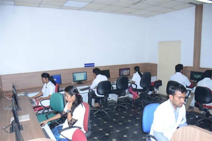 SJM Dental College and Hospital campus in Chitradurga, Karnataka, India — photo 2