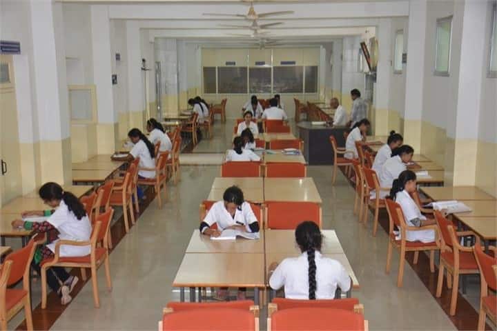 SJM Dental College and Hospital campus in Chitradurga, Karnataka, India — photo 6
