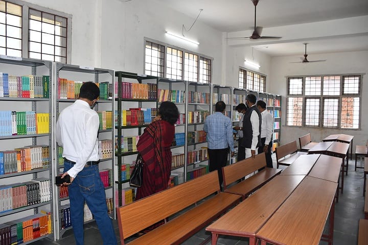 Mukularanyam Mahavidyalaya campus in Varanasi, Uttar Pradesh, India — photo 6