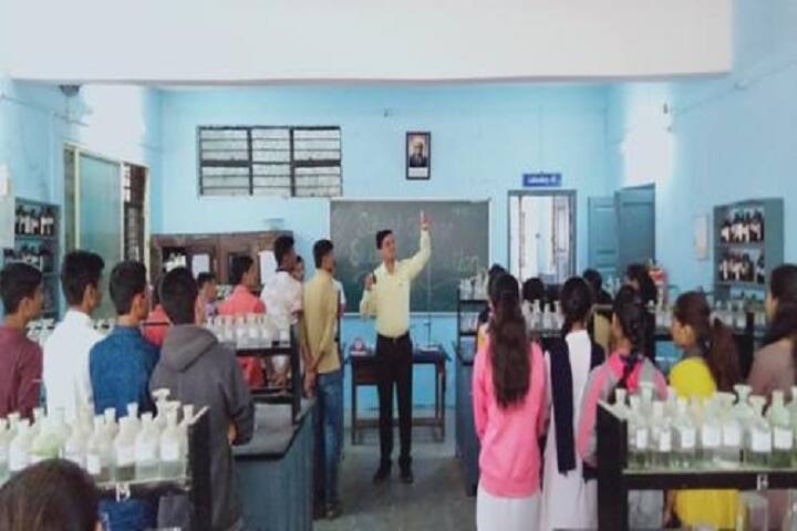 Mrs Kesharbai Sonajirao Kshirsagar Alias Kaku Arts Science and Commerce College campus in Sangamner, Maharashtra, India — photo 6