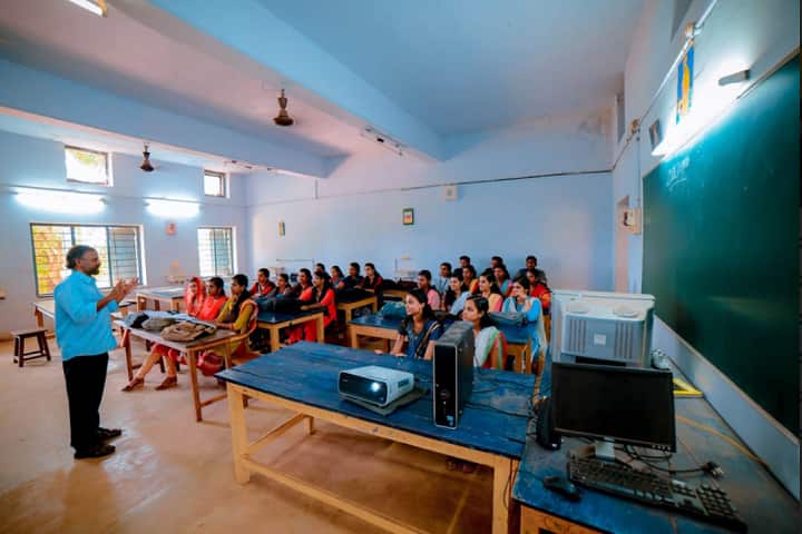 NSS College campus in Nilamel, Kerala, India — photo 3
