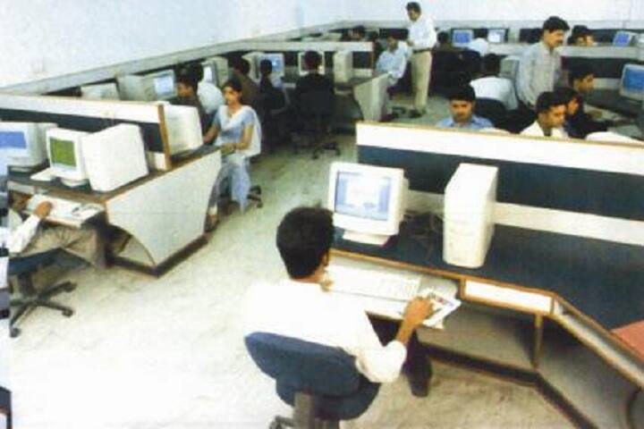 VIIT College of Technology and Management campus in Bulandshahr, Uttar Pradesh, India — photo 2