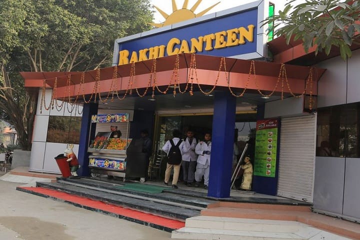 Jyotirao Phule Subharti College of Physiotherapy campus in Meerut, Uttar Pradesh, India — photo 2
