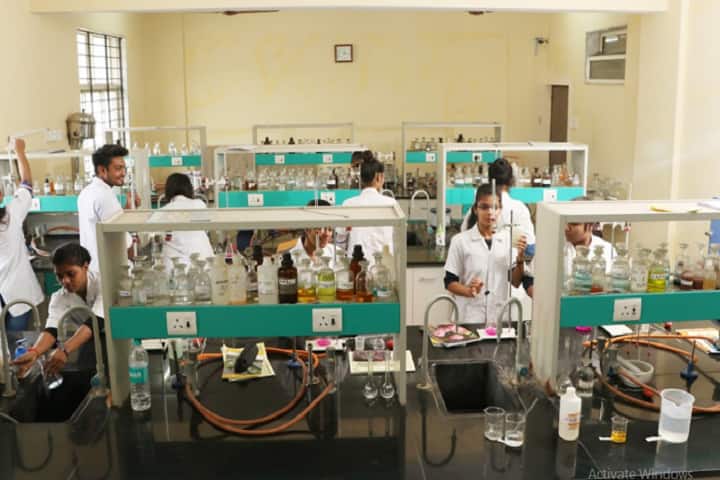 Smt Devkiba Mohansinhji Chauhan College of Commerce and Science campus in Silvassa, Dadra and Nagar Haveli, India — photo 4