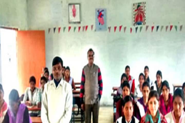 Vindhya Mahila Mahavidyalaya campus in Mirzapur, Uttar Pradesh, India — photo 2