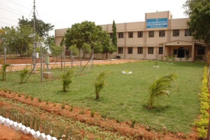 Post Graduate Research Institute in Animal Sciences campus in Chennai, Tamil Nadu, India — photo 1