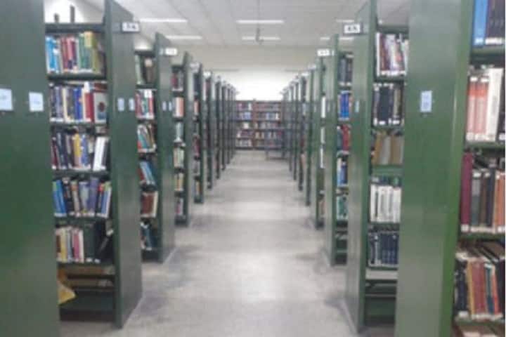Post Graduate Research Institute in Animal Sciences campus in Chennai, Tamil Nadu, India — photo 2