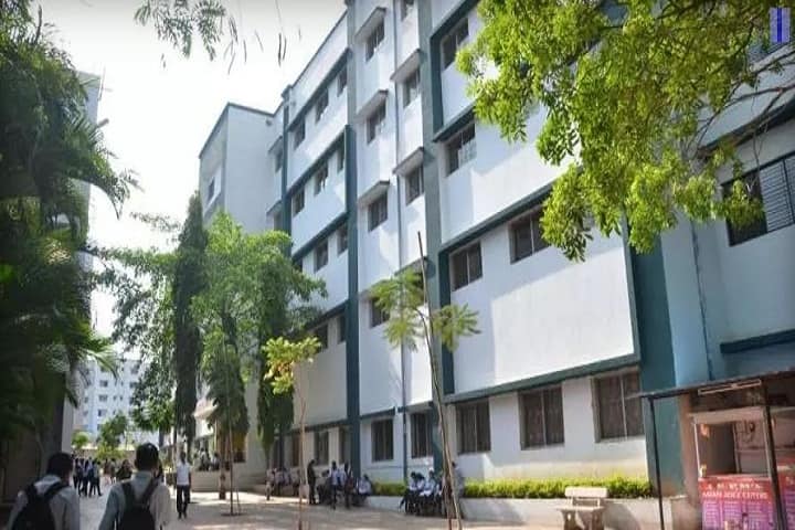 JSPMs Bhivarabai Sawant Institute of Technology and Research campus in Pune, Maharashtra, India — photo 1