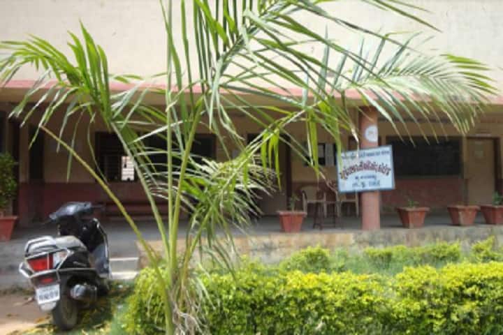 Gurjar Bharti B Ed College campus in Dahod, Gujarat, India — photo 2