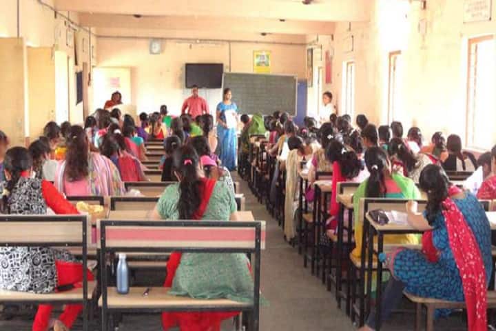 Gurjar Bharti B Ed College campus in Dahod, Gujarat, India — photo 3