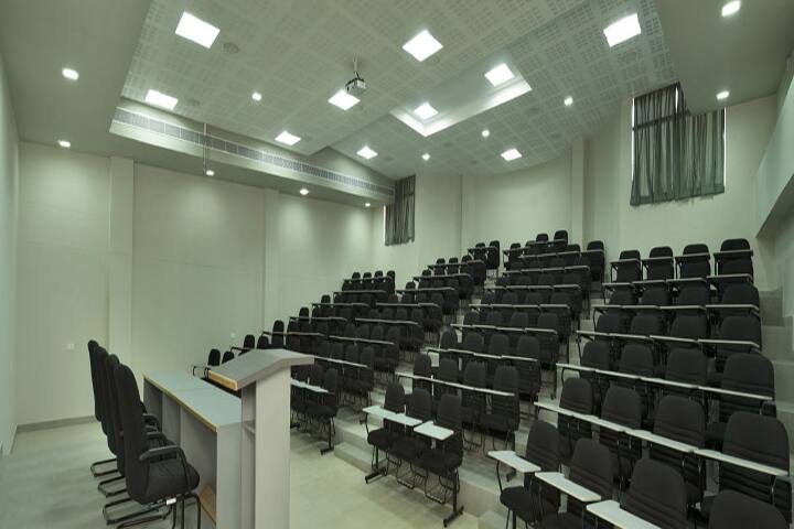 Cardinal Cleemis School of Management Studies campus in Thiruvananthapuram, Kerala, India — photo 6