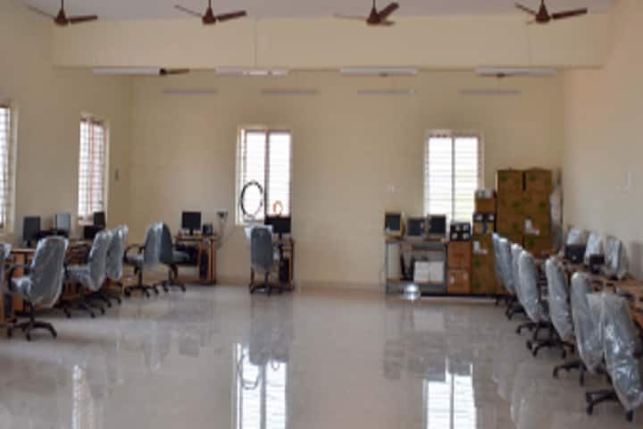 Agricultural College and Research Institute campus in Thanjavur, Tamil Nadu, India — photo 4