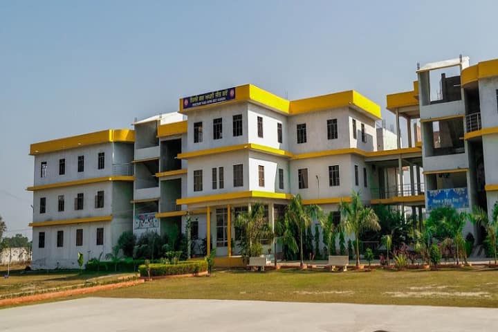 Khalsa College campus in Unnao, Uttar Pradesh, India — photo 1