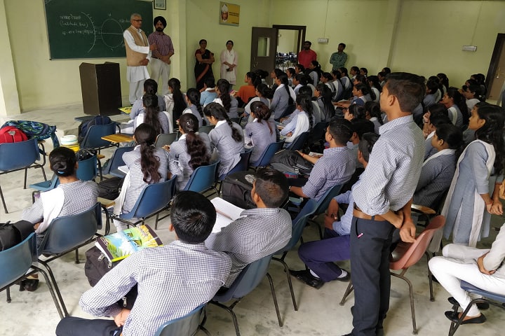 Khalsa College campus in Unnao, Uttar Pradesh, India — photo 4