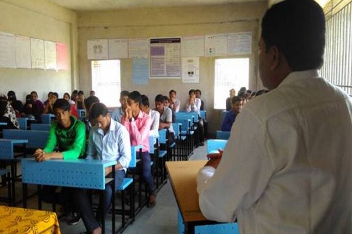 Kohinoor Arts Commerce and Science College campus in Aurangabad, Maharashtra, India — photo 3