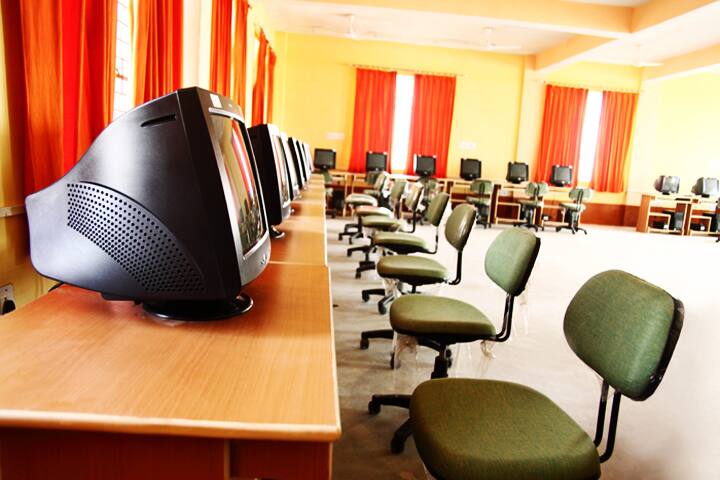 Pratap College of Management campus in Fatehpur, Uttar Pradesh, India — photo 3
