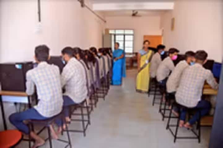 DRM Science College campus in Davanagere, Karnataka, India — photo 2