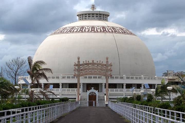 Dr Ambedkar College, Nagpur campus in Nagpur, Maharashtra, India