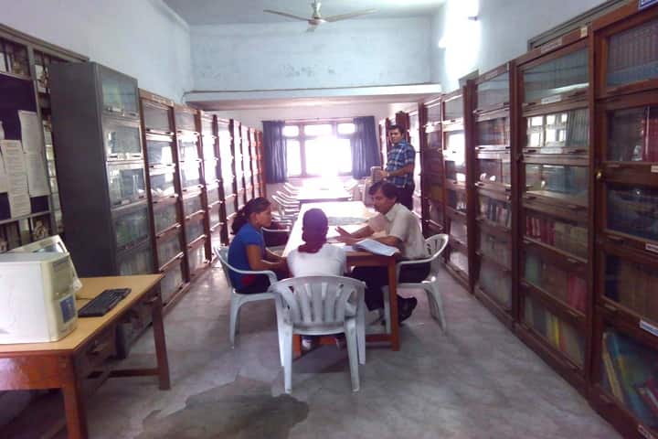 Dr Ambedkar College campus in Nagpur, Maharashtra, India — photo 6