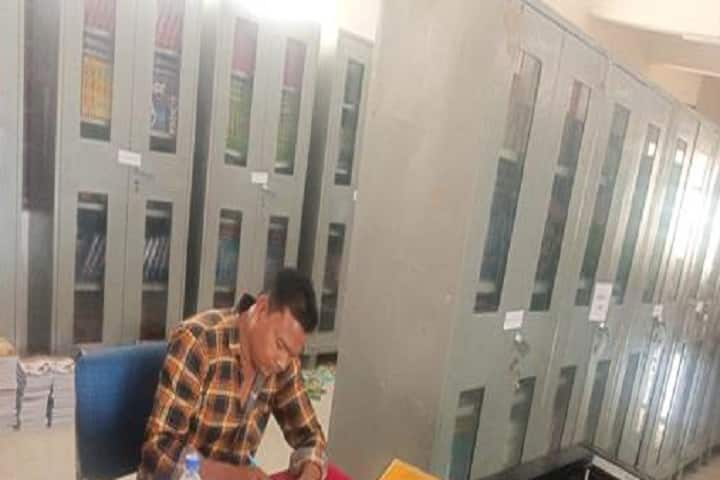 Government Naveen College campus in Bhairamgarh, Chhattisgarh, India — photo 3