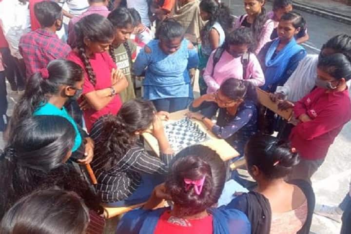 Government Naveen College campus in Bhairamgarh, Chhattisgarh, India — photo 4