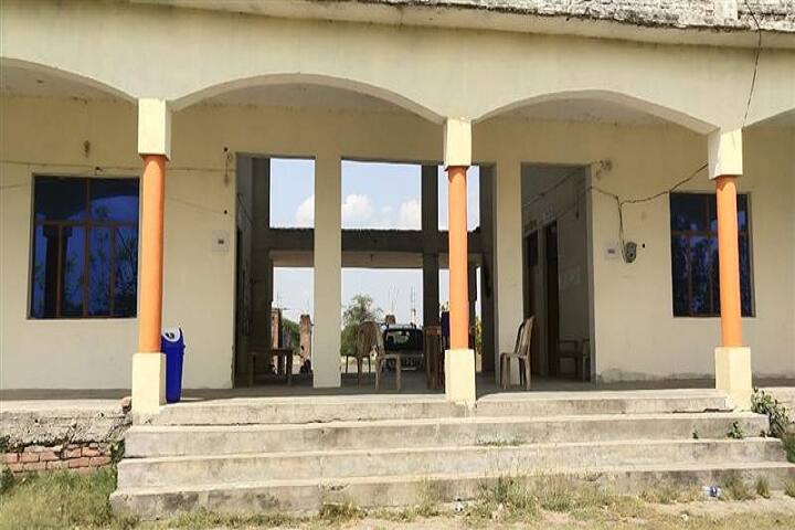 Maulana Abul Kalam Azad Faiz E AAM Mahavidyalaya campus in Kanpur, Uttar Pradesh, India — photo 1
