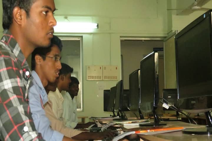 Jawahar Engineering College campus in Chennai, Tamil Nadu, India — photo 3