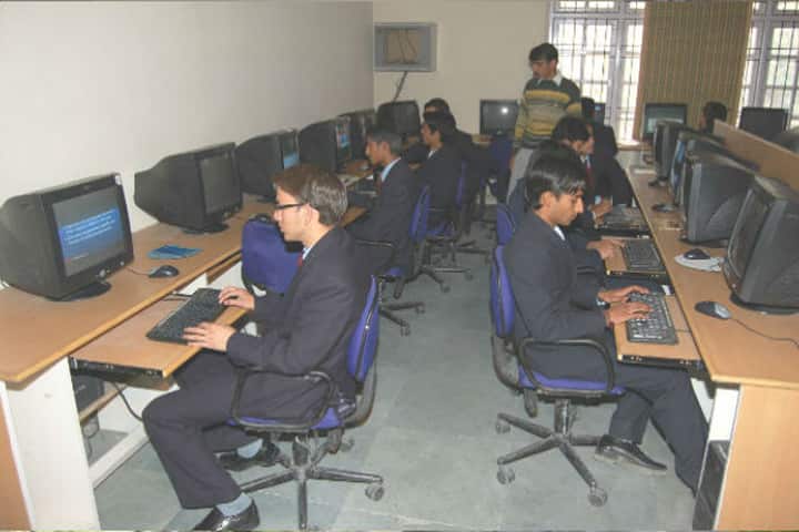 HP Institute of Management Studies campus in Shimla, Himachal Pradesh, India — photo 2