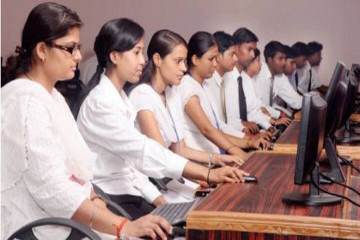 Sharda Institute of Management and Technology campus in Kanpur, Uttar Pradesh, India — photo 1