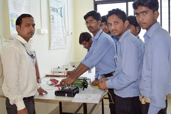 Sant Tukaram Polytechnic campus in Induri, Maharashtra, India — photo 5