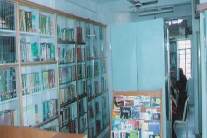 Sir Sayyed College of Arts campus in Aurangabad, Maharashtra, India — photo 2