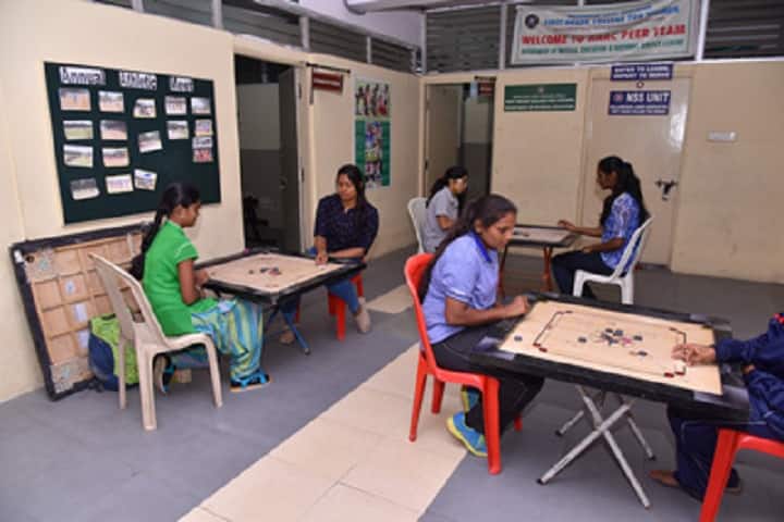 Malleswaram Ladies Association First Grade College For Women campus in Bangalore, Karnataka, India — photo 2