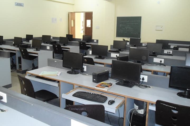 Someshwar Polytechnic College campus in Baramati, Maharashtra, India — photo 2