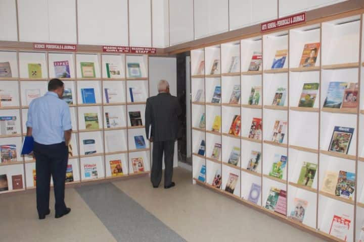 Annasaheb Magar College campus in Pune, Maharashtra, India — photo 5