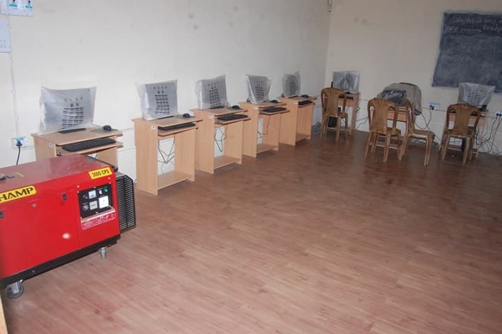 Late Annasaheb Deshmukh College Arts Commerce and Science Senior College campus in Jalna, Maharashtra, India — photo 2