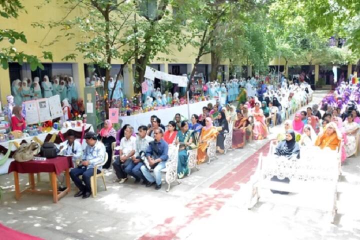 BI BI Raza Degree College for Women Arts and Science campus in Gulbarga, Karnataka, India — photo 5
